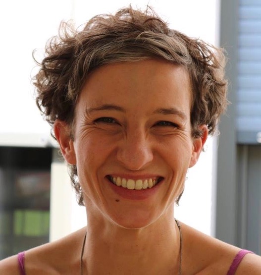 Yogini Hufendiek Yogini Hufendiek